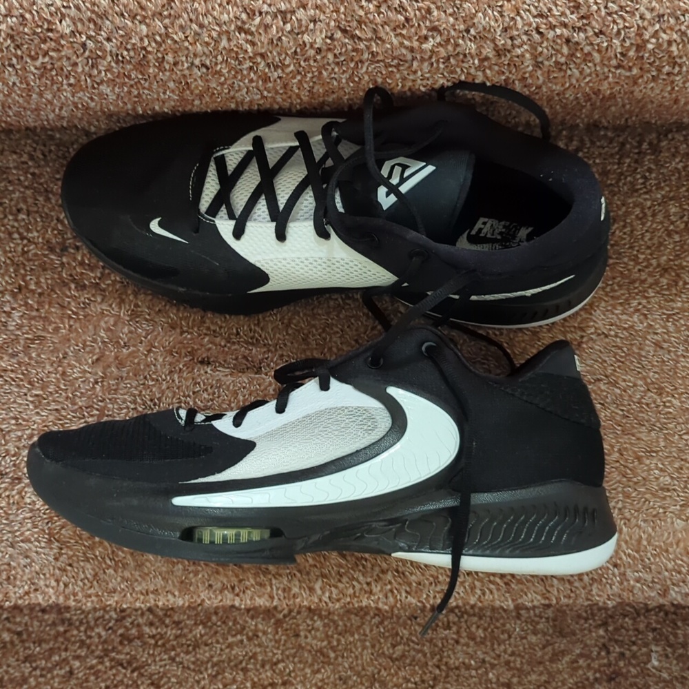 Giannis antetokounmpo Nike Greek freak 4